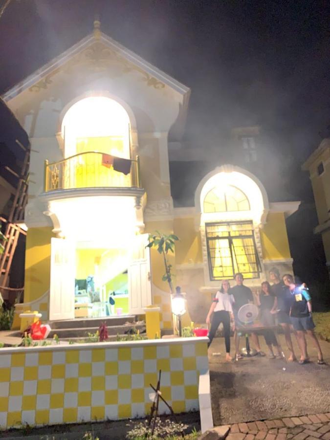 Villa Wubao Kota Bunga 3 Kamar Harga Budget Cinengangirang Exteriér fotografie